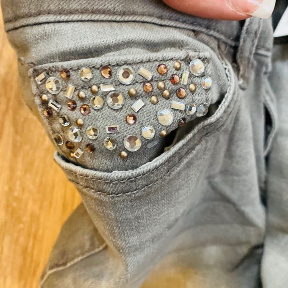 🤩Gray Rhinestone Candies Jeans🥰 - Picture 3 of 7
